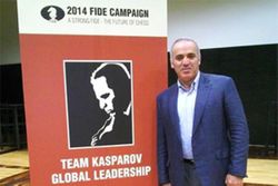 Garry Kasparov nsti forseti FIDE?